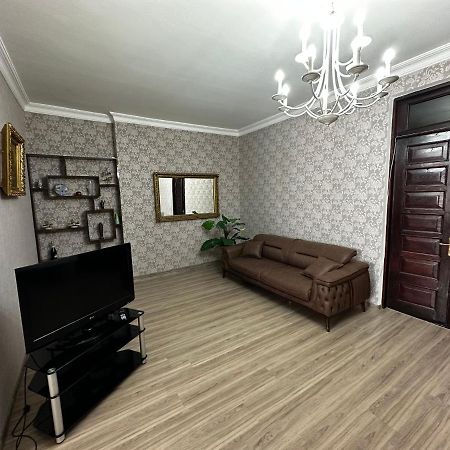 Ferienwohnung Heart Of Boulvard Batumi Exterior foto